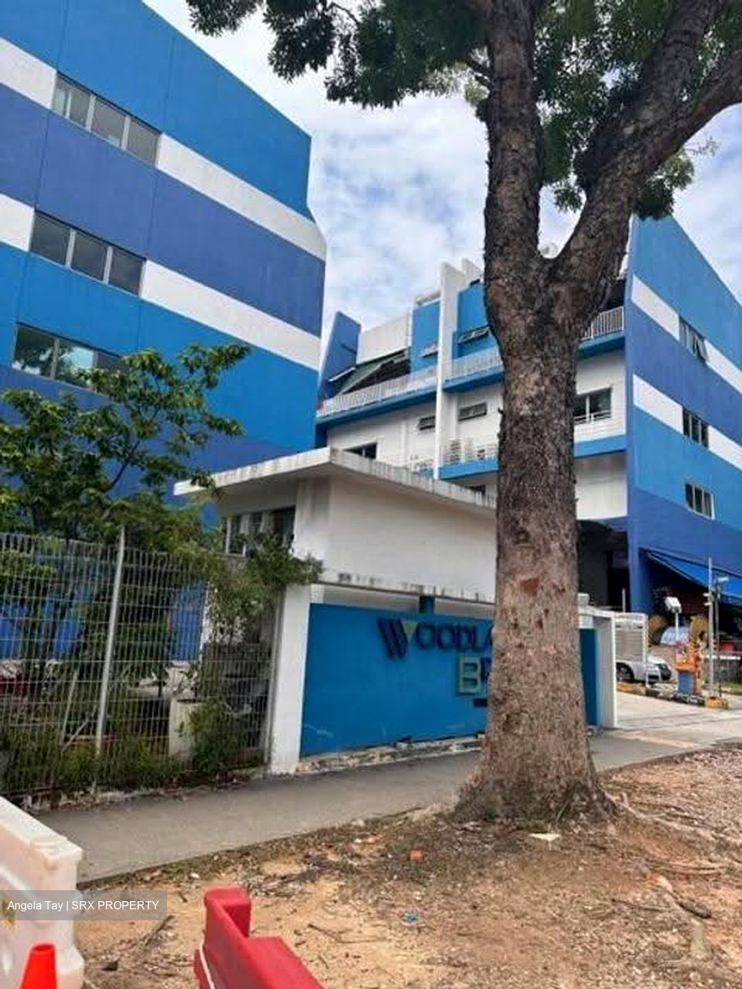 Woodlands Bizhub (D27), Factory #616395001
